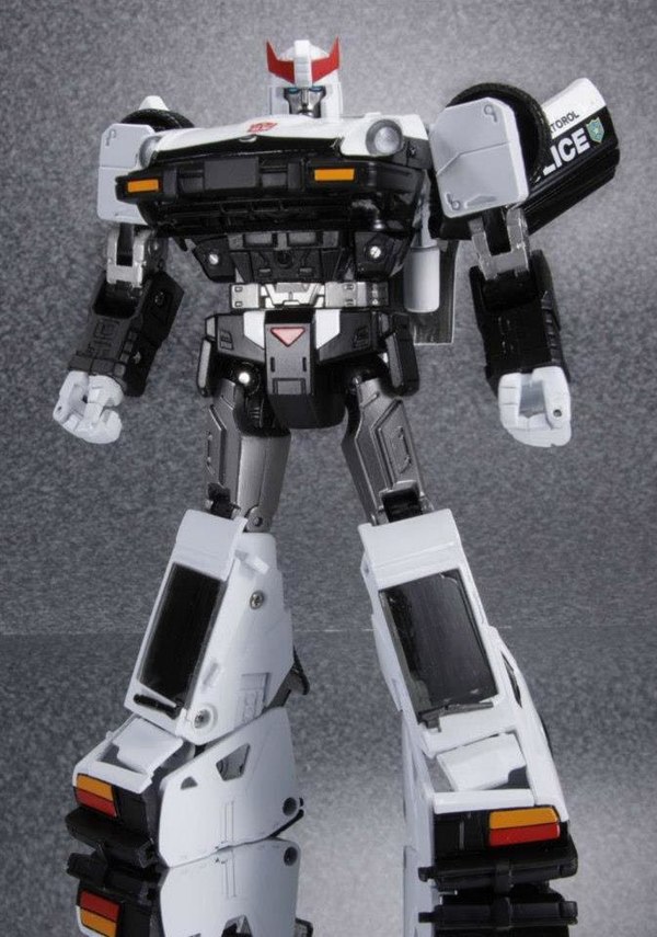 New MP 17 Prowl & MP 18 Bluestreak Weapon Accessory Revealed For Takara Tomy Masterpieces Image  (26 of 26)